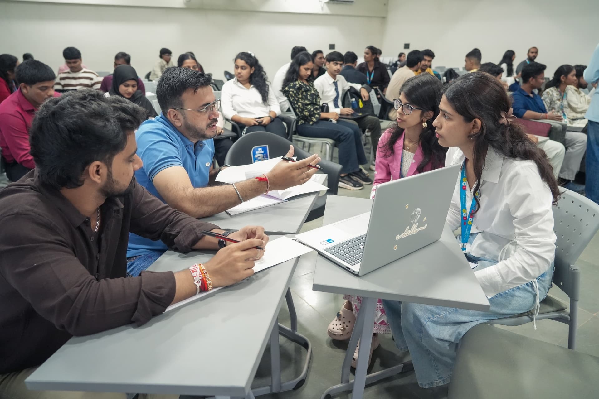 How to Network in a Startup Ecosystem (The Right Way)