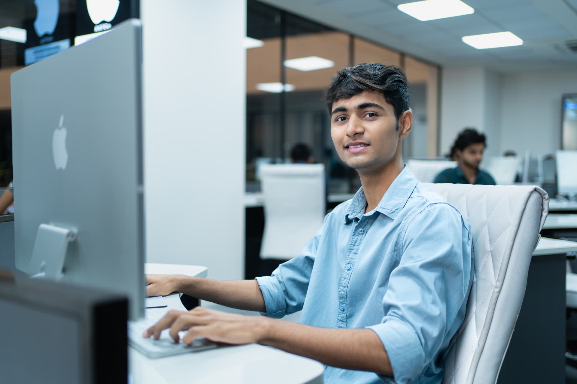 How Students Learn Creative Design: A Step-by-Step Guide to Building Design Skills